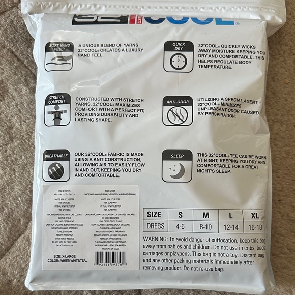 BNWT 32 Degrees Women's 3-Pack Short Sleeve Scoop Neck - Blue and White size XL - Picture 3 of 3